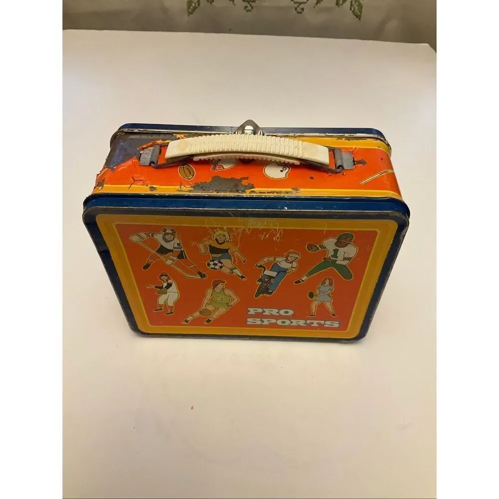 Vintage Pro Sports Metal Lunch Box